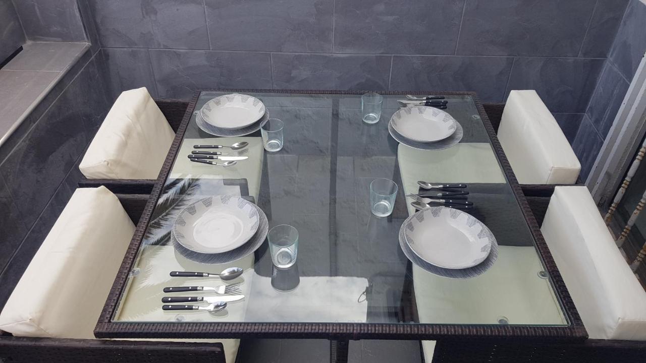 Apartamento Relax อาโรนา ภายนอก รูปภาพ
