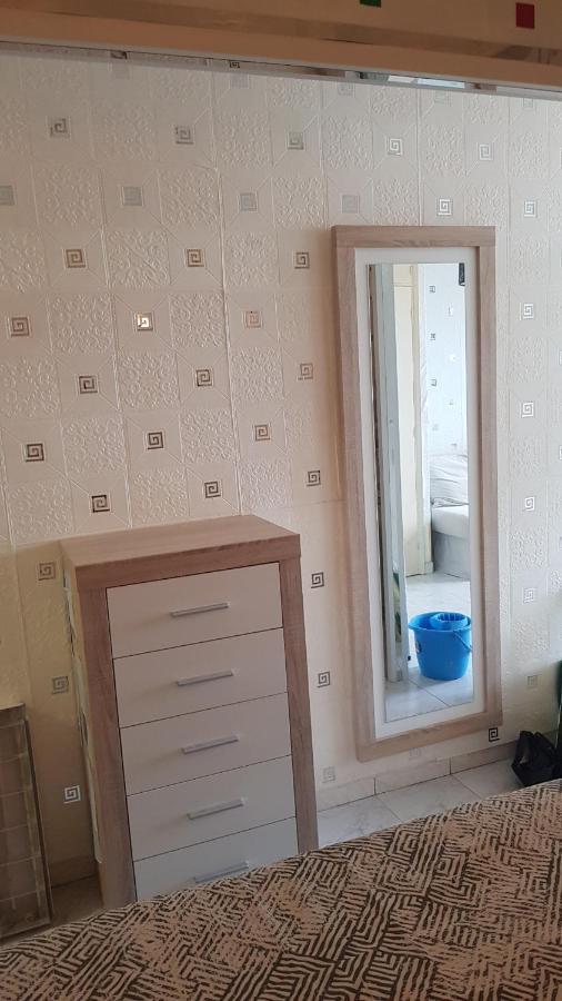 Apartamento Relax อาโรนา ภายนอก รูปภาพ