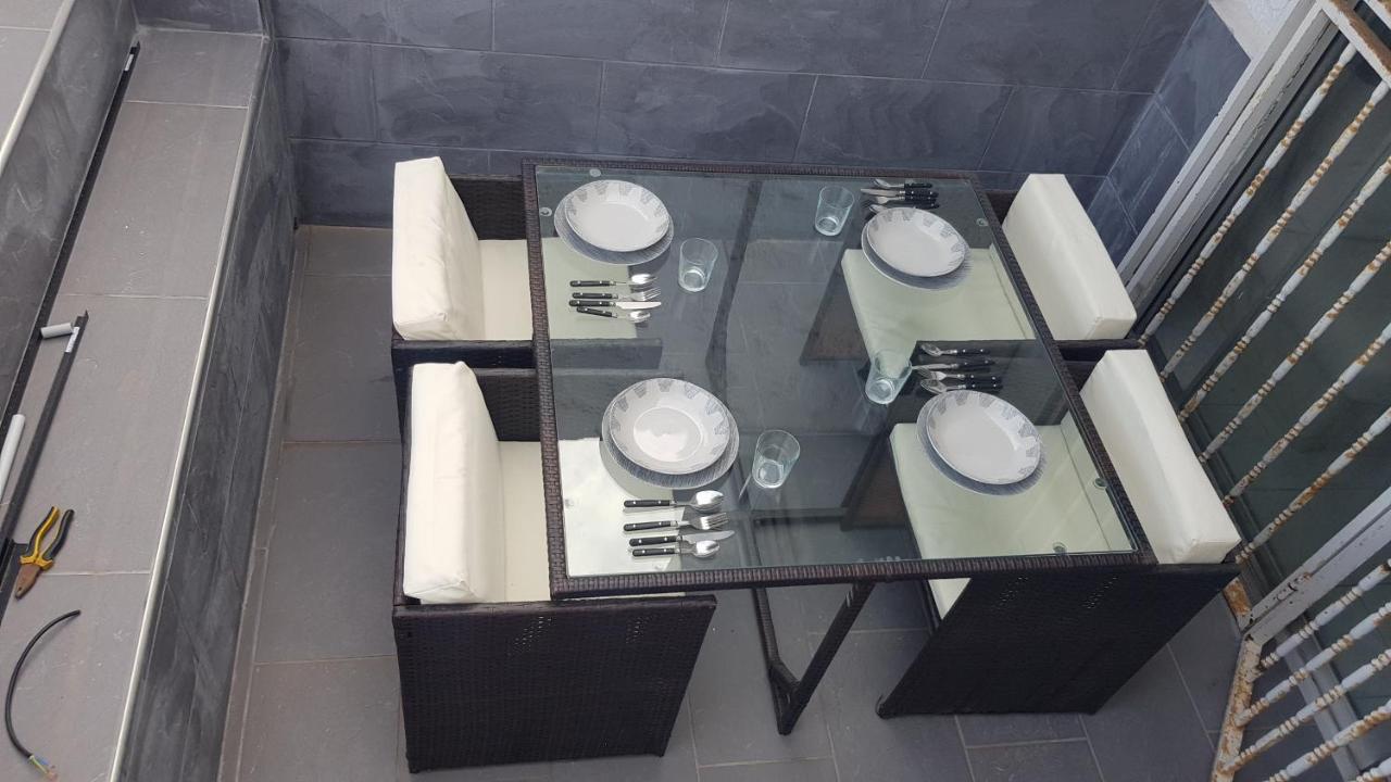 Apartamento Relax อาโรนา ภายนอก รูปภาพ