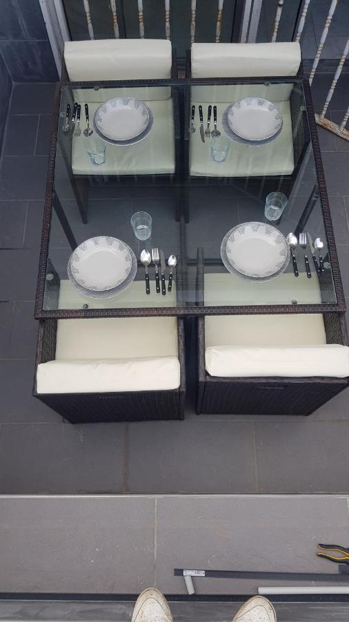 Apartamento Relax อาโรนา ภายนอก รูปภาพ